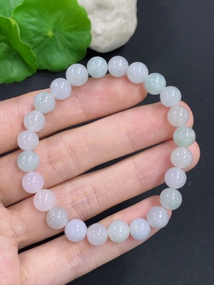F46553778 翡翠手串 货品总重量约17克 卡7.5mm左右