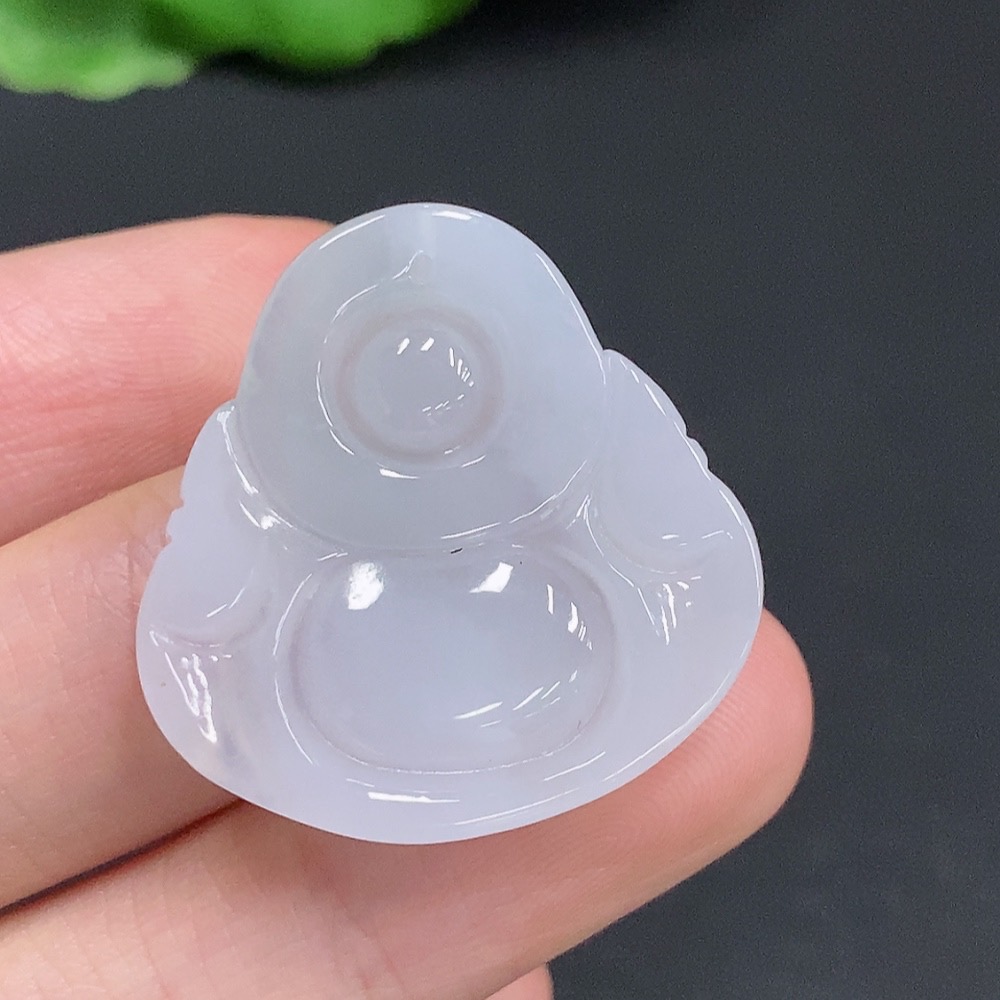 F31688252 Jadeite Buddha Pendant with a total weight of approximately 7.4 grams