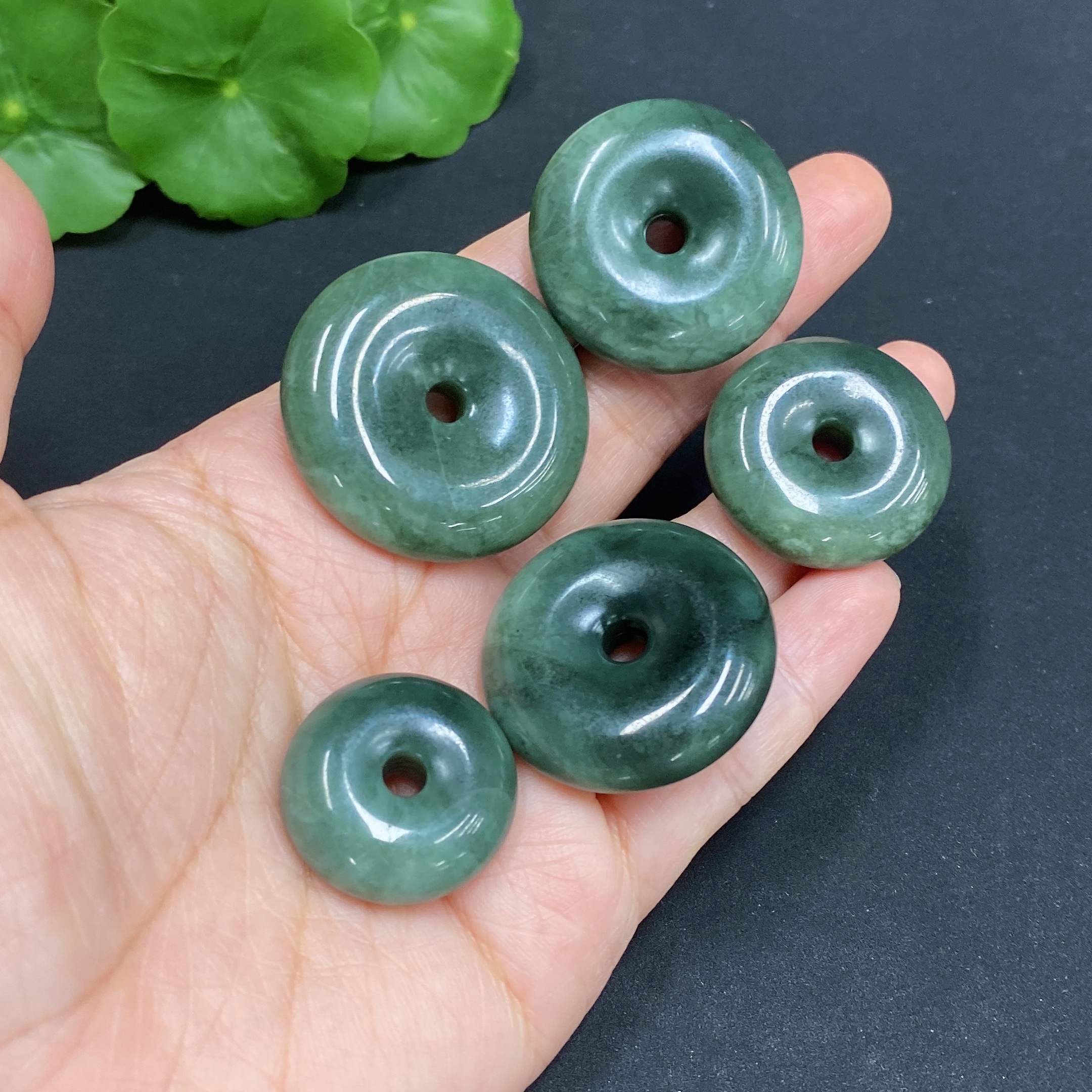 H30572148 Hetian Jade Pendant, Peace Buckle, Total Weight Approx. 60.9g