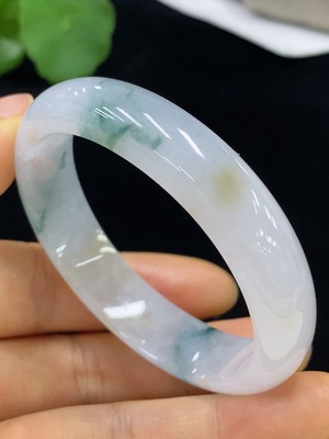 F35094989 Jadeite Concubine Bracelet 51.5/47 Size Total Weight Approx. 37.68g