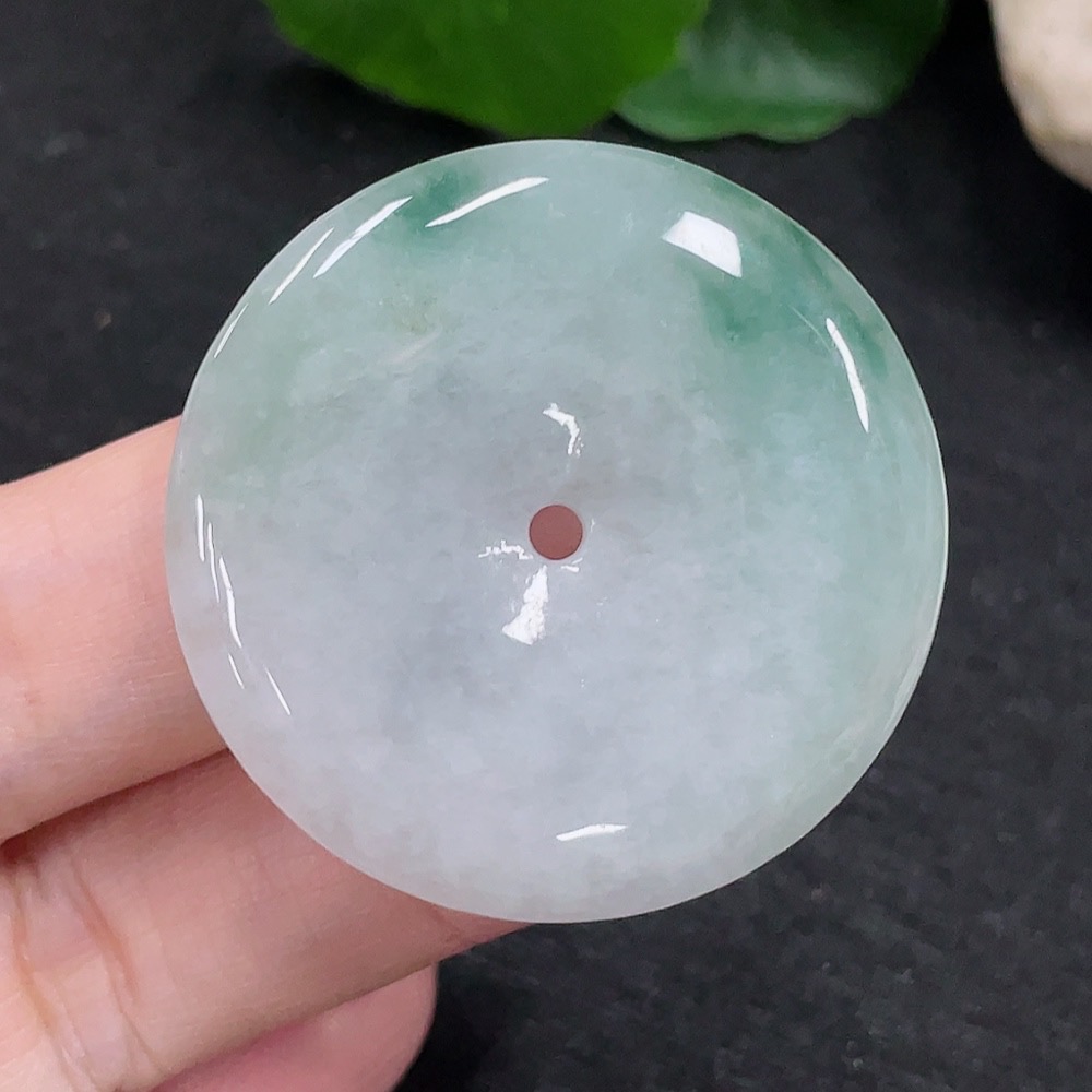 F33873274 Jadeite Safety Buckle Pendant, Total Weight Approx. 17.2g