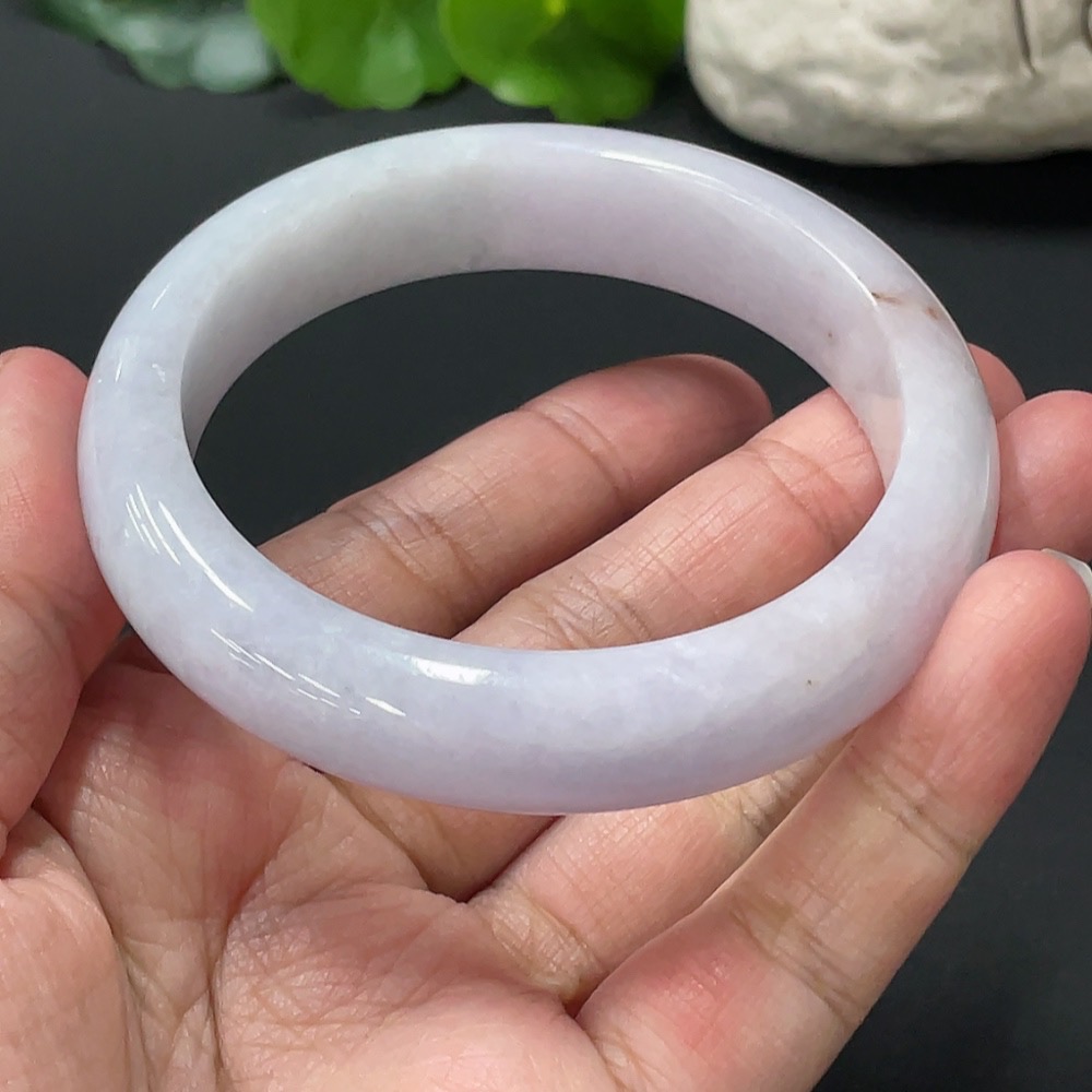 F25916834 Jadeite Regular Bangle, Size 57.5, Total Weight Approx. 66.58g