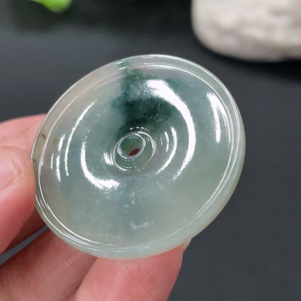 F33875059 Jadeite Pendant Peace Knot, Total Weight Approximately 8.15g