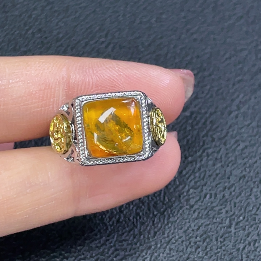 C27157788 Amber Beeswax Ring Adjustable Non-Gold Setting Total Weight Approx. 4.71g