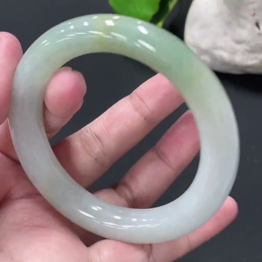 F35081060 Jadeite Round Bangle Total Weight Approx.69.49g Size 55