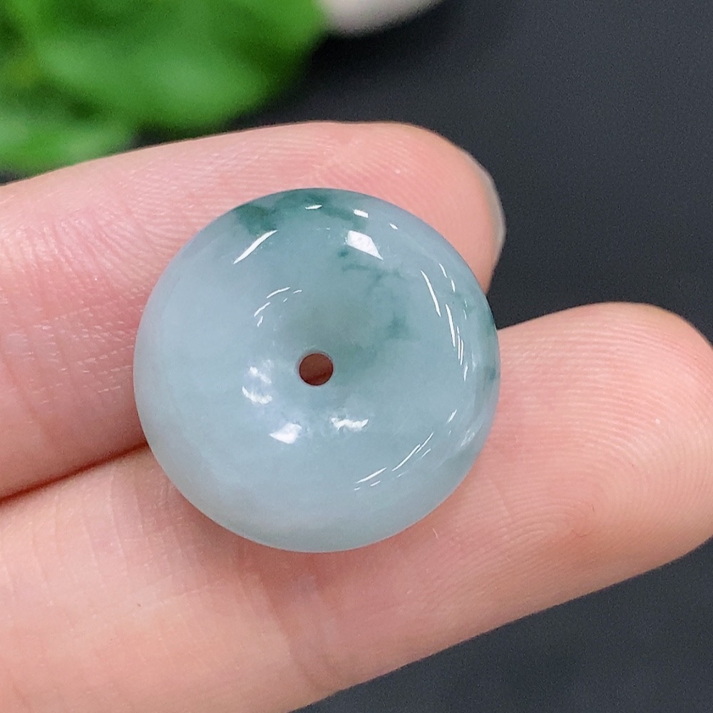 F30458720 JadeitePeace Buckle, total weight approx. 3.4g