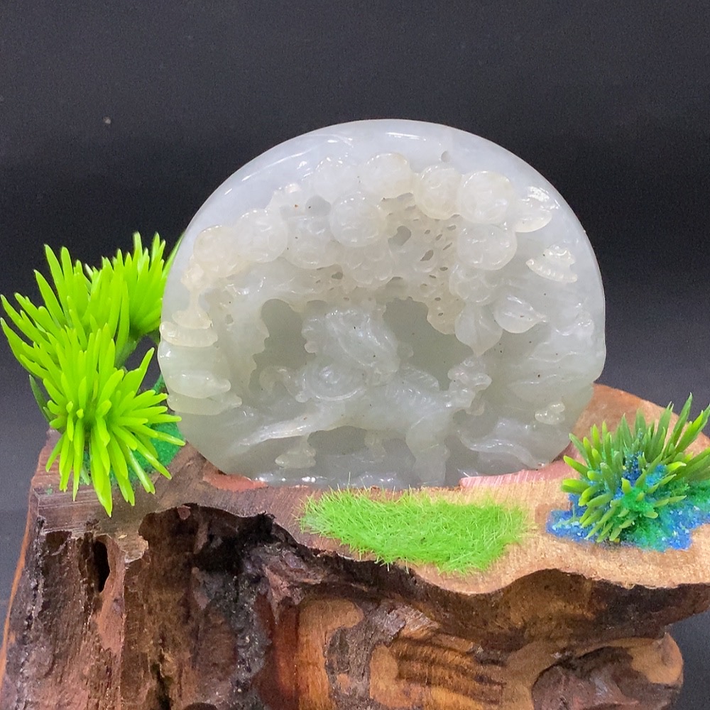 F29411879 Jadeite Ornament with Base