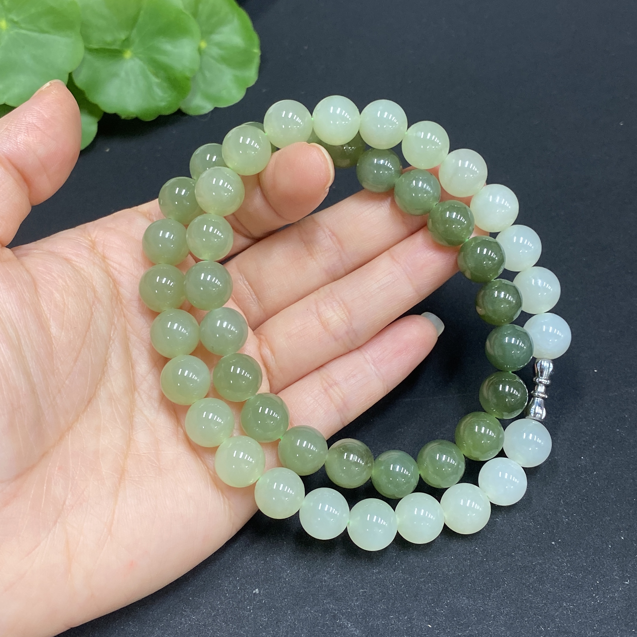 H34036027 Hetian Jade Bead Necklace, approx. 9.9mm, total weight approx. 69.9g