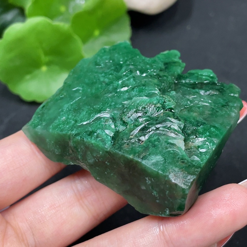 H35084405 African Emerald (Dulong Jade)