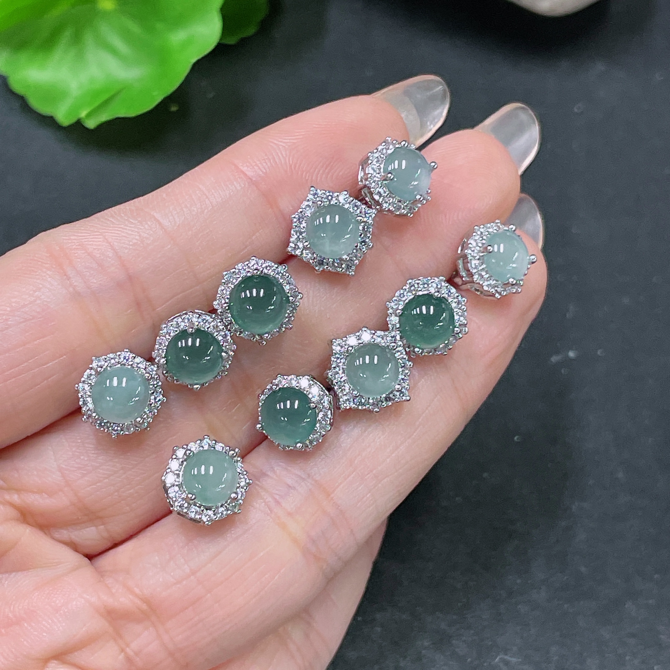 F34065109 Jadeite Inlaid Earrings Non-Gold Sell as a Lot