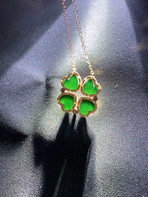 F25851949 Jadeite Inlaid Pendant with 18k Chain, Total Weight Approx. 2.18g