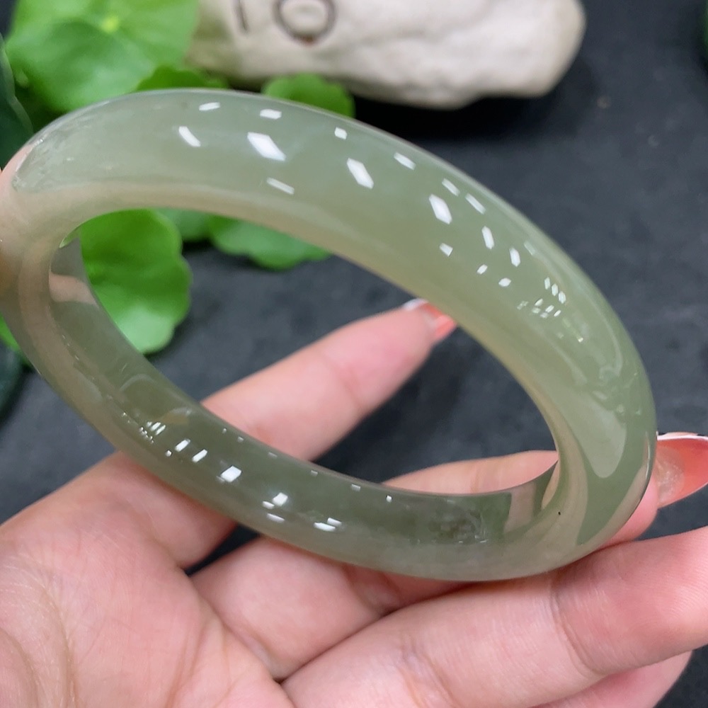 H34960115 Hetian Jade Round Bracelet Size 58 Total Weight Approx. 50.6g