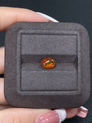 C41833523 欧泊裸石 颜色成因未定 货品总重约0.91克拉