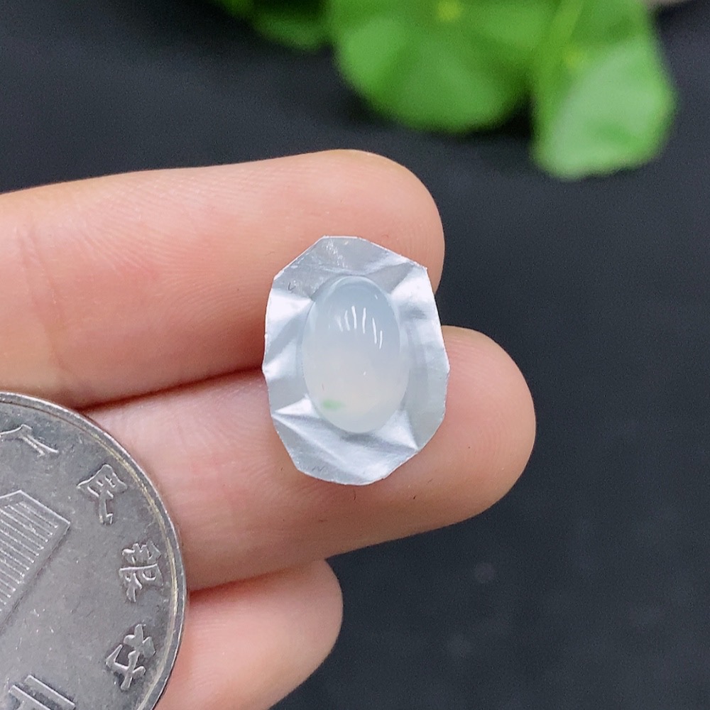 F31653832 Jadeite cabochon inlay piece, total weight approximately 0.44g