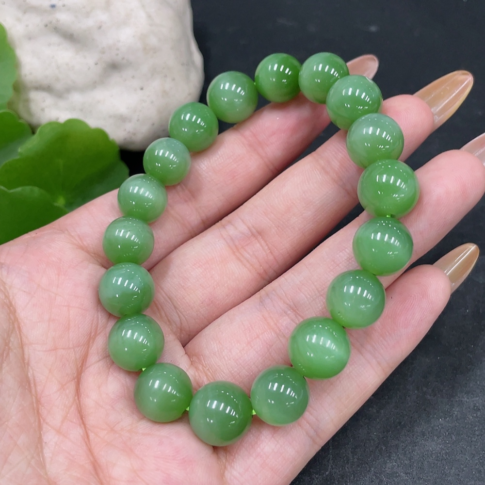 H31672433 Hetian Jade Bracelet, approx. 10.6mm, total weight approx. 35.5g