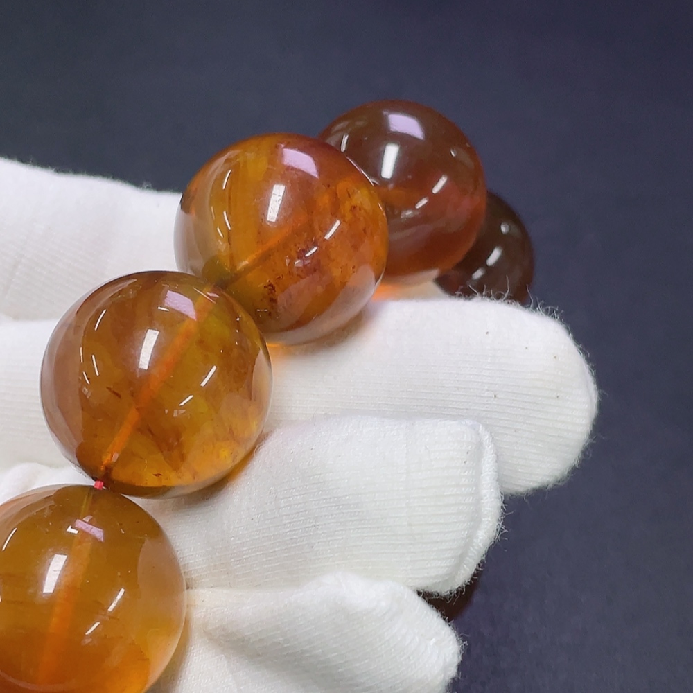 C30509006 Amber Beeswax Bracelet Total Weight Approx.66.15g Size 21.7mm