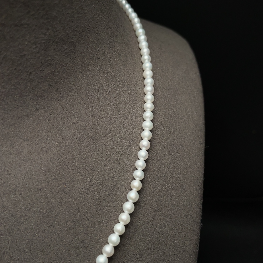 C29370555 Pearl Necklace Non-Gold Total Weight Approx. 9.76g Stone Size 3.6mm Non-Natural Accent Stones Considered