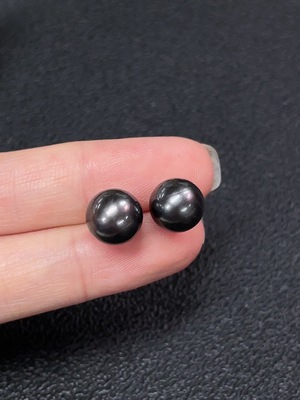 C34039633 18k seawater pearl earrings, total weight about 2.39g, size about 9mm