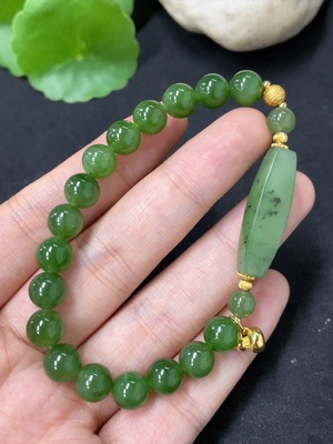 H41945877 和田玉碧玉手串 卡7.3mm左右 货品总重约16.7g 非金