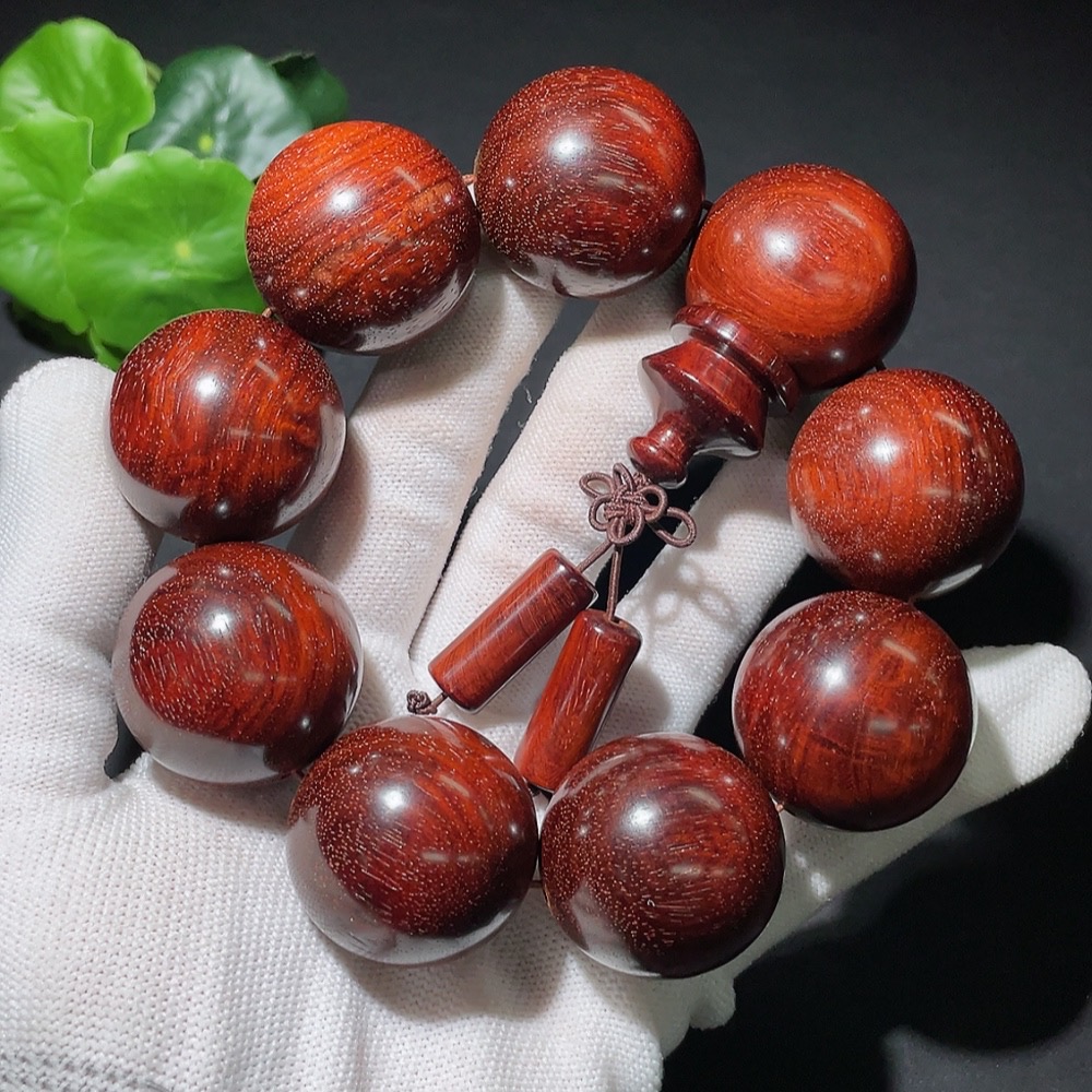 W31680558 Rosewood Bracelet, total weight approx. 146.5g, size approx. 29.5mm