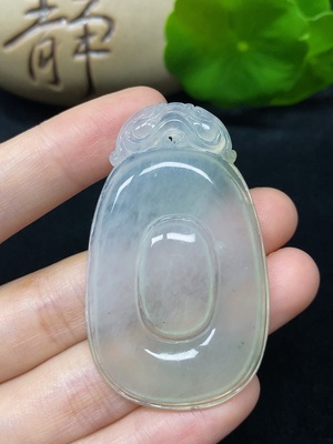 F45336057 翡翠福贝挂件 总重约15.31g