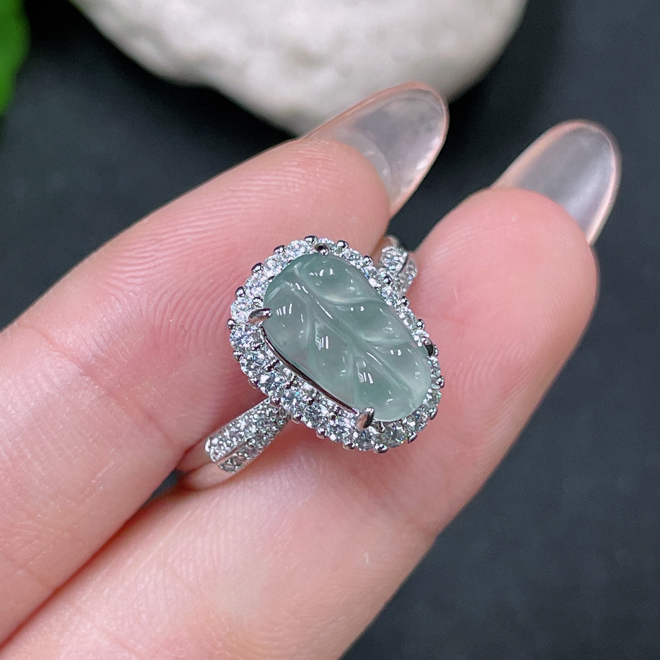 F34019983 Jadeite Inlaid Piece Non-Gold Adjustable Total Weight Approx. 3.28g