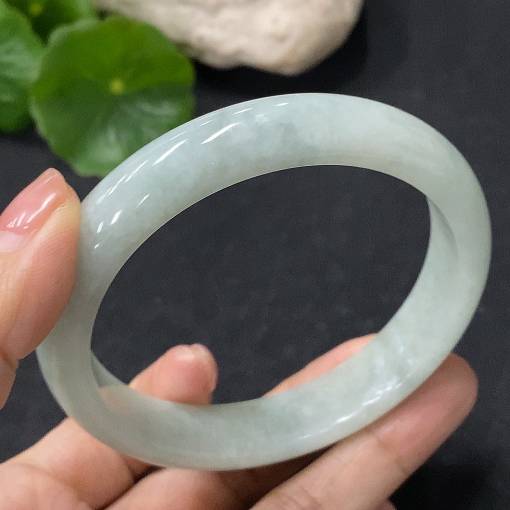 F35117376 Jadeite Round Bangle Size 57.5mm Total Weight Approximately 47.1g