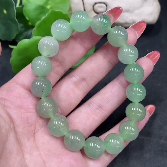 H34016232 African Emerald (Dulong Jade)