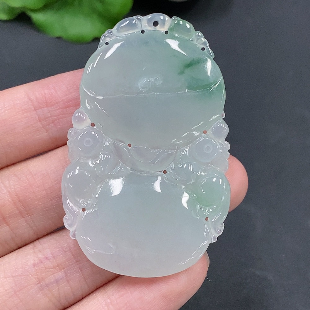 F20236560 Jadeite Antique Pendant Total Weight 19.662g