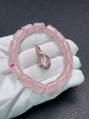 C34989307 Crystal Bracelet + Pendant Non供求Gold Total Weight Approx. 31.45g Sell as a Lot