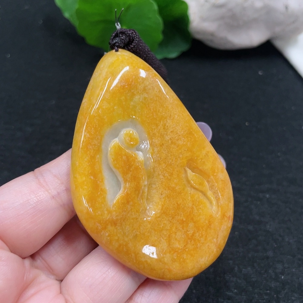 F34966345 Jadeite Enlightenment Pendant