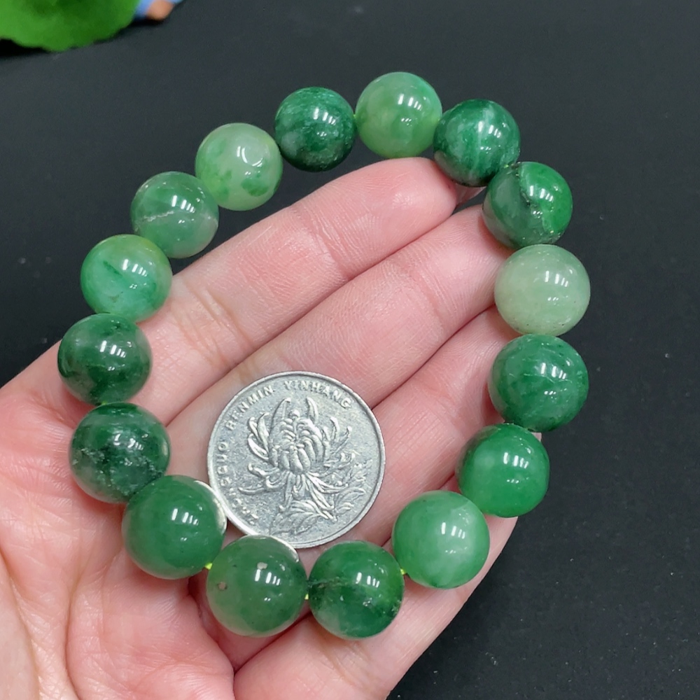 H26960424 African Emerald (Dulong Jade)