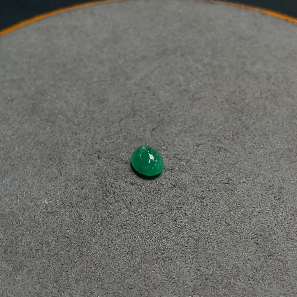 C34008552 Emerald rough stone clarity enhanced total weight approximately 1.41 carats