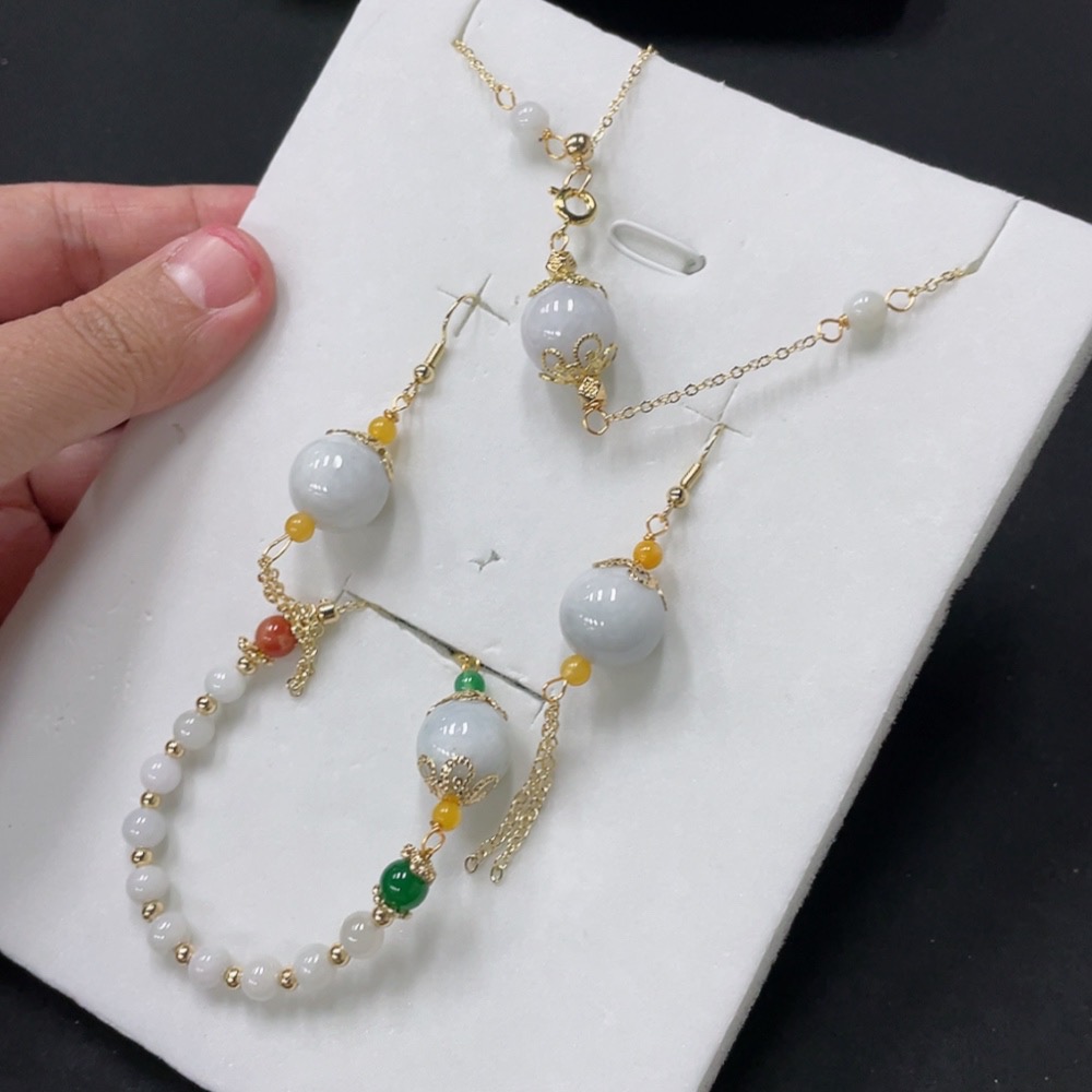 F33876019 Jadeite Single Bead Inlaid Pieces Sell as a Lot Non-Gold Inlaid