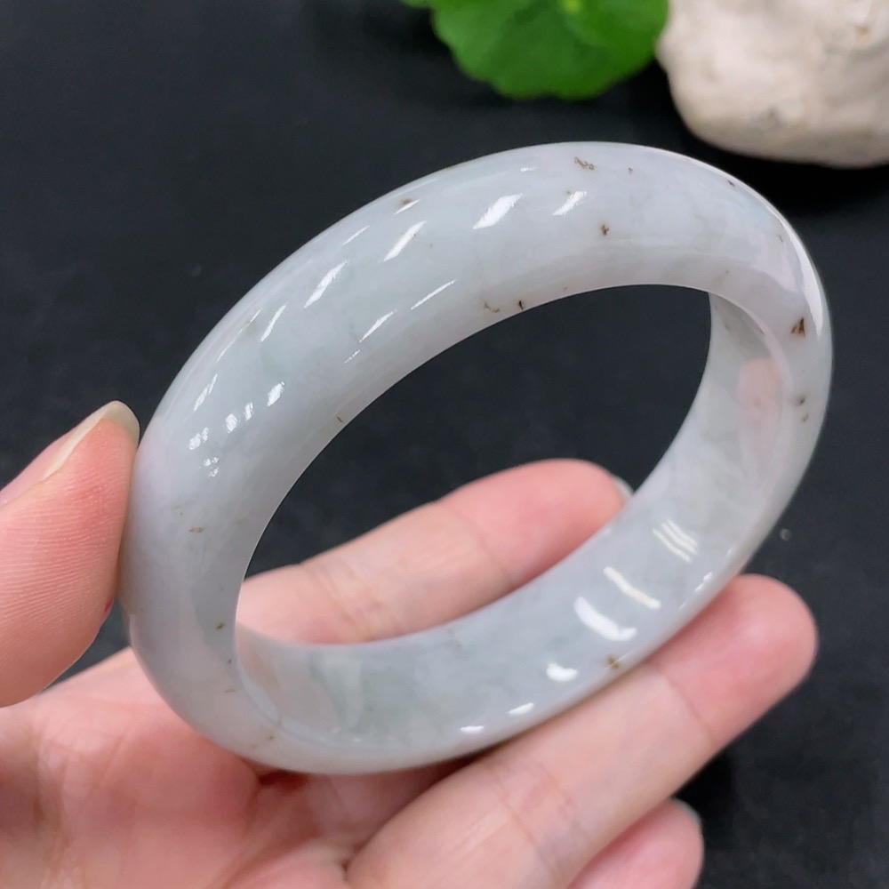 F31674656 Jadeite Regular Round Bangle, Size 58, Total Weight Approx. 75g