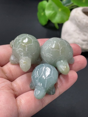 F34018943 Jadeite Turtle Small Ornament