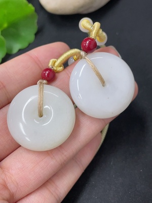 H43217241 Hetian Jade Pendant, Peace Buckle