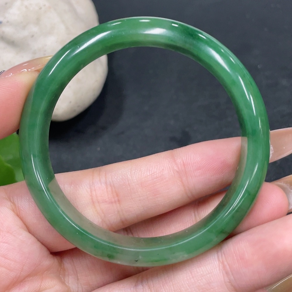 H32705161 African Emerald (Dulong Jade)