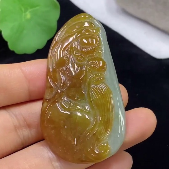 F34974336 Jadeite Pendant, Total Weight Approximately 28.43g, Color Origin of Yellow Part Undetermined