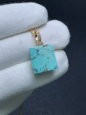 C28300669 Turquoise Pendant with Other Mineral Components, Non-Gold, Total Weight Approximately 4.36g Including Chain