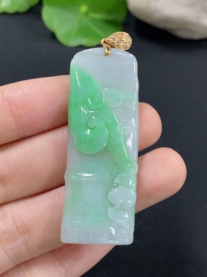 F41937002 翡翠福在眼前挂件 18k金扣头 配镶钻石 货品总重约13g