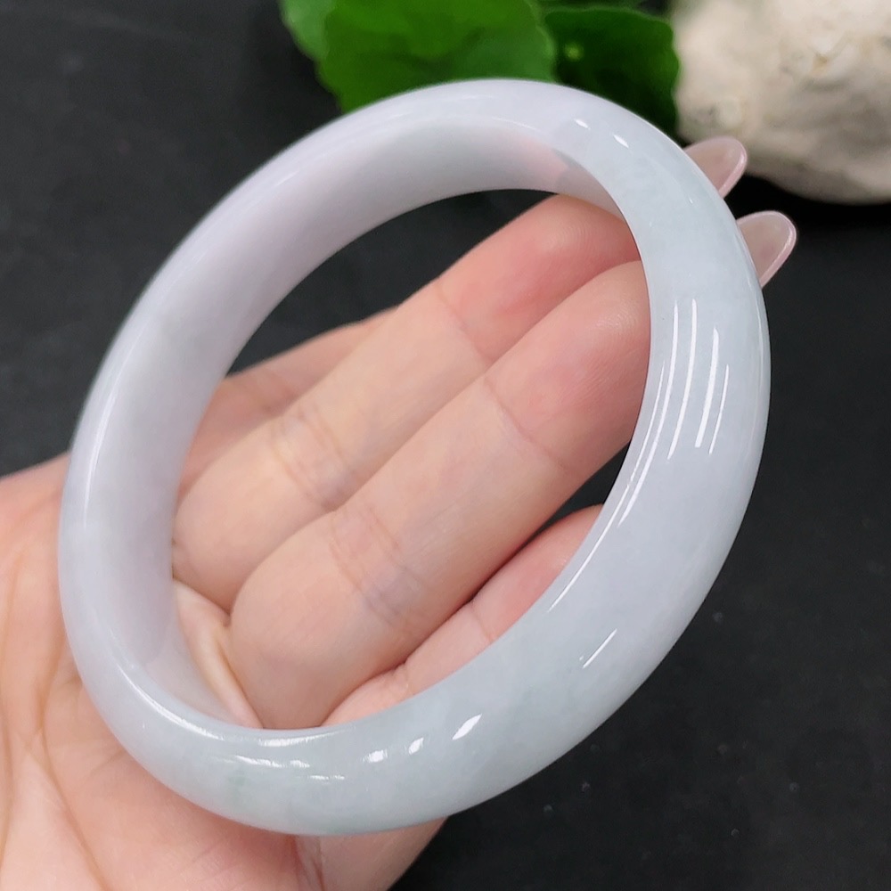 F34069198 Jadeite Round Bangle Size 63.4 Total Weight Approx. 62.7g