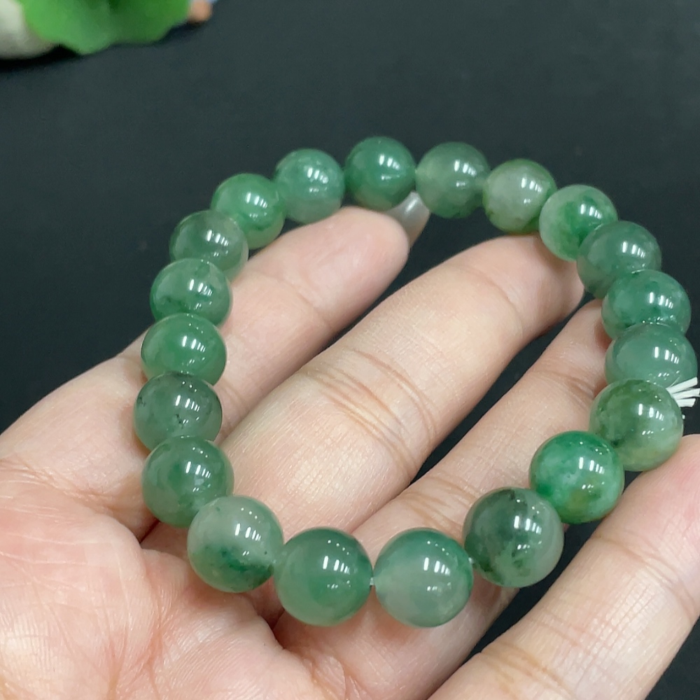 H31677071 African Emerald (Dulong Jade)