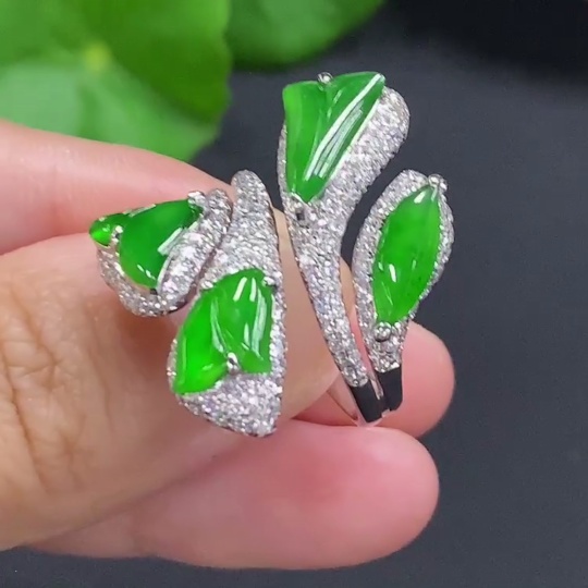 F30452380 Jadeite Inlaid Ring 18K Gold Size 13 Total Weight Approx. 9.6g (With Diamond Accents)