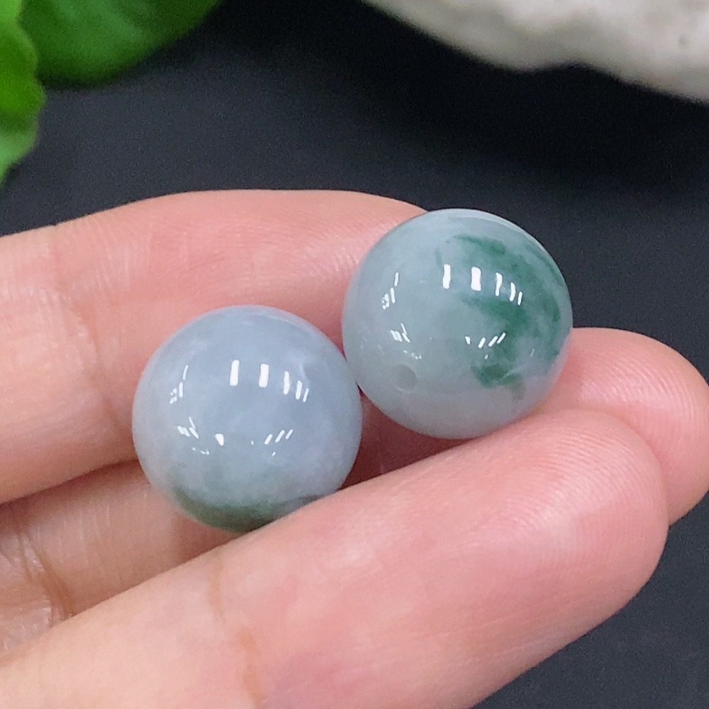 F32741783 Jadeite Beads Sell as a Lot