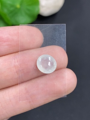 F46533601 翡翠蛋面 货品总重约0.5g（含垫片）