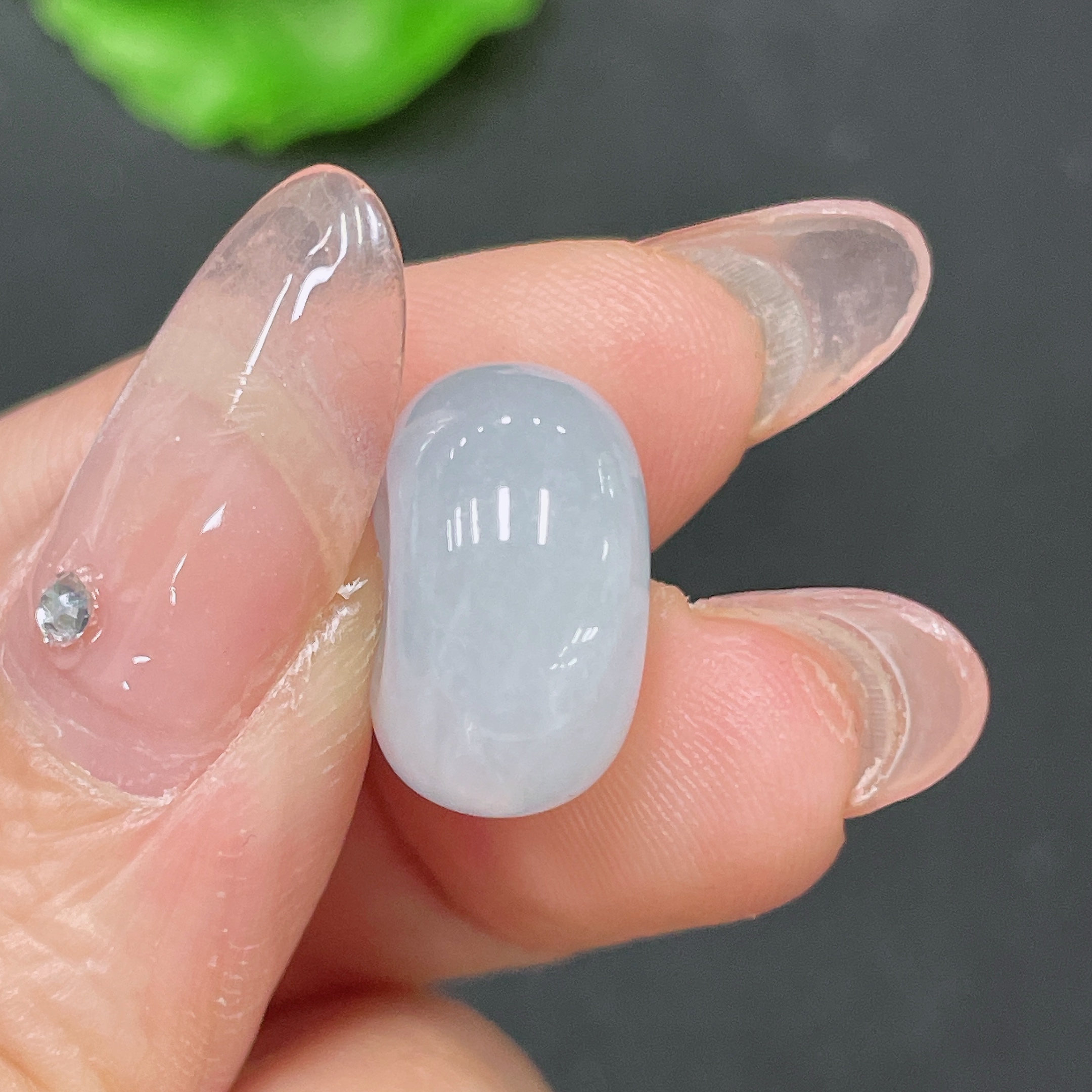 F34021817 Jadeite pendant Total weight approx. 4.37g