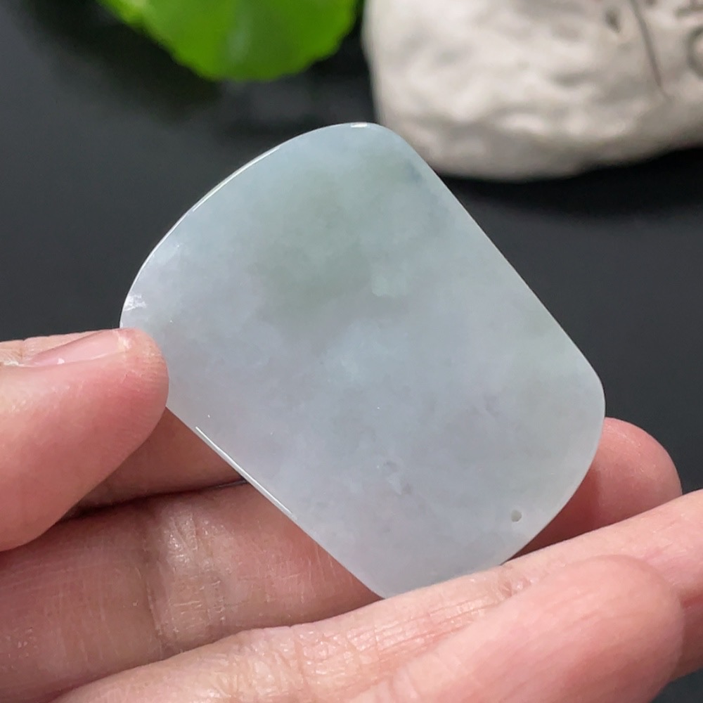 F33945897 Jadeite Pendant Guanyin Total Weight Approx. 15.4g