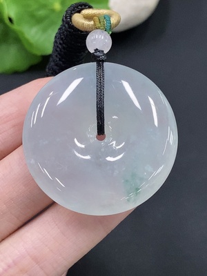 F23598159 Jadeite Peace Knot Total Weight 22.563g