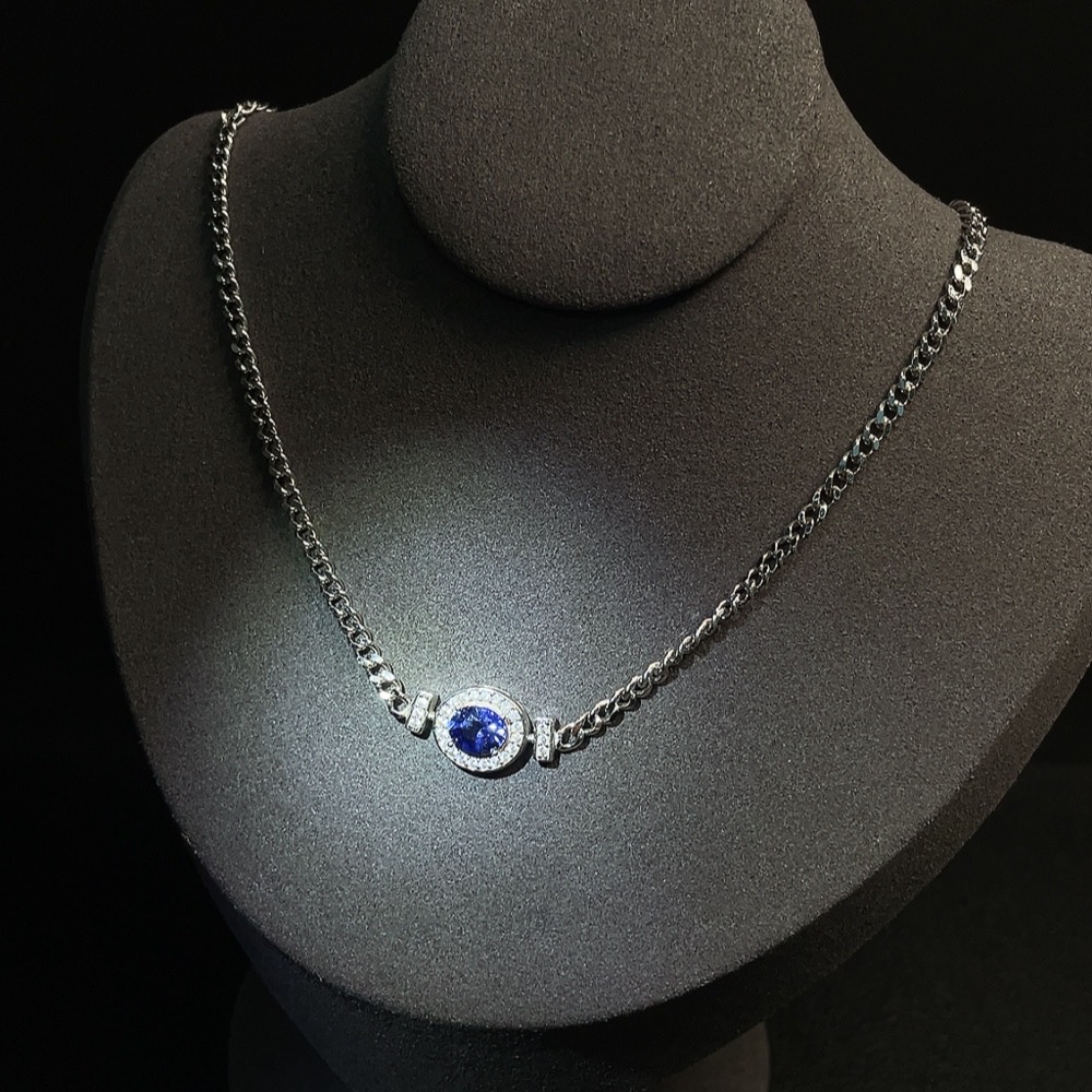 C25845758 Sapphire Inlaid Necklace, Non-Gold Inlaid Chain Body, Total Weight Including Chain Approximately 10.18g